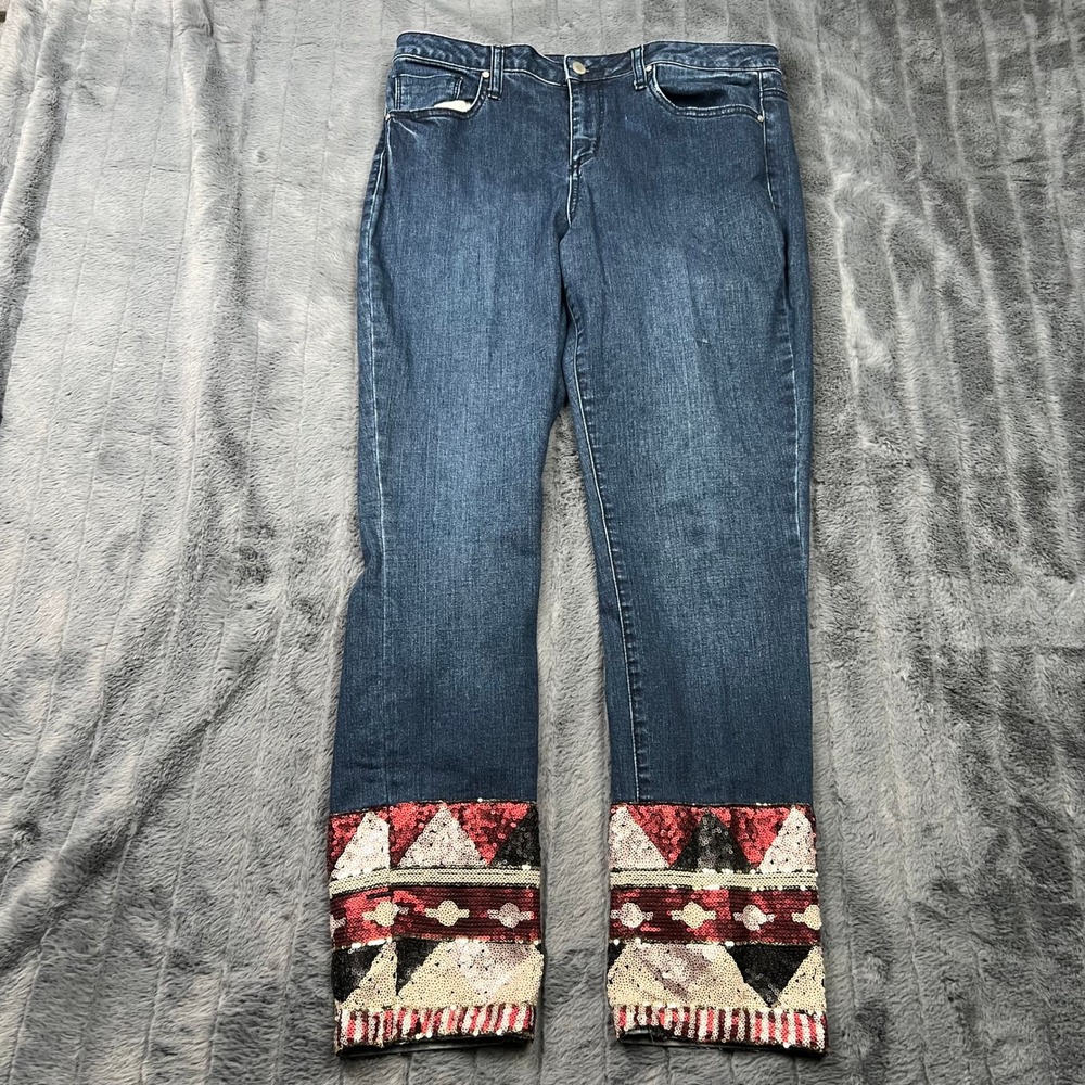 Versona Contemporary Sequin Cuff Jeans Medium Wash Straight Leg Size 30 12394